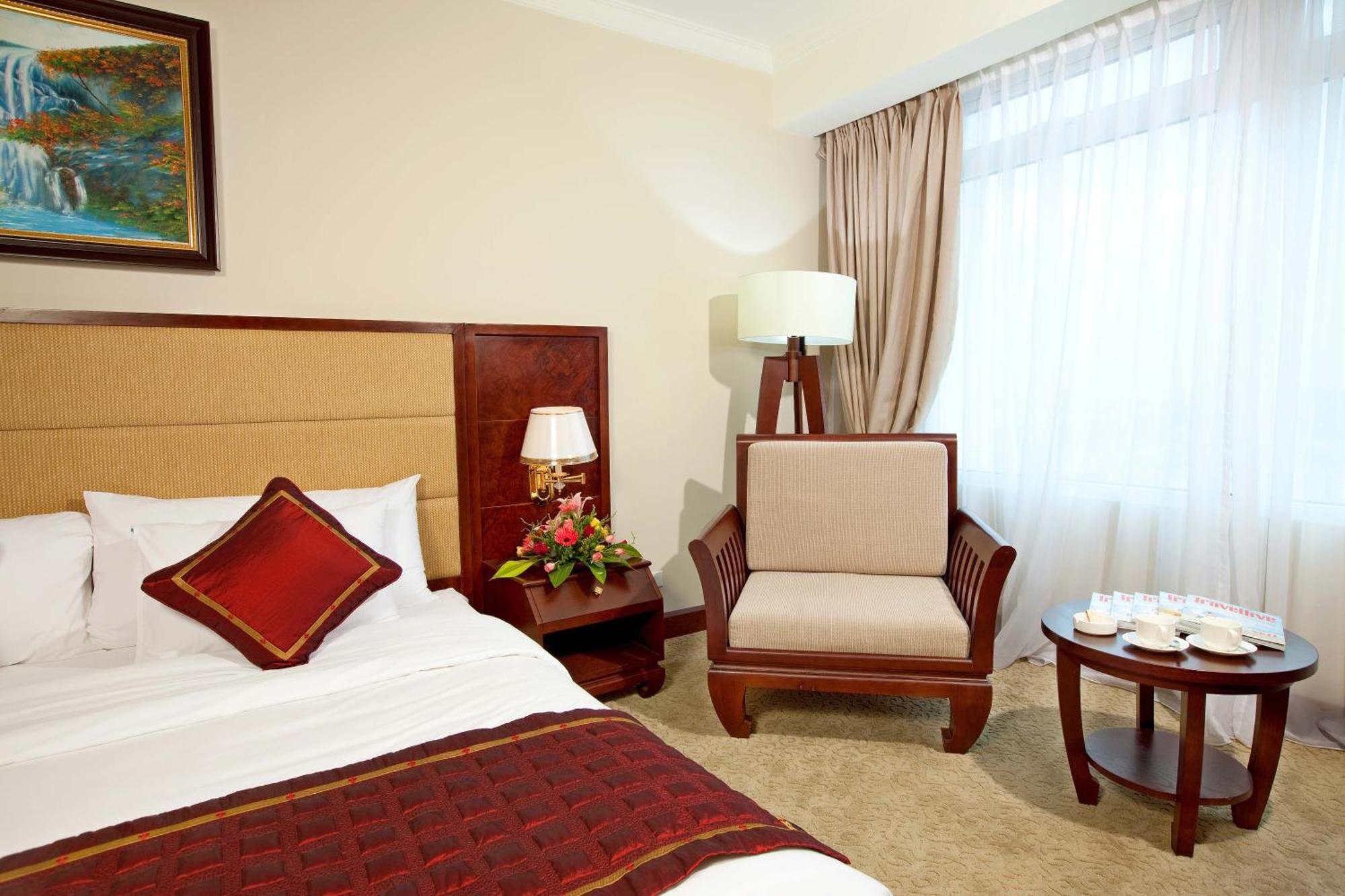 Majestic Mong Cai Hotel Room photo