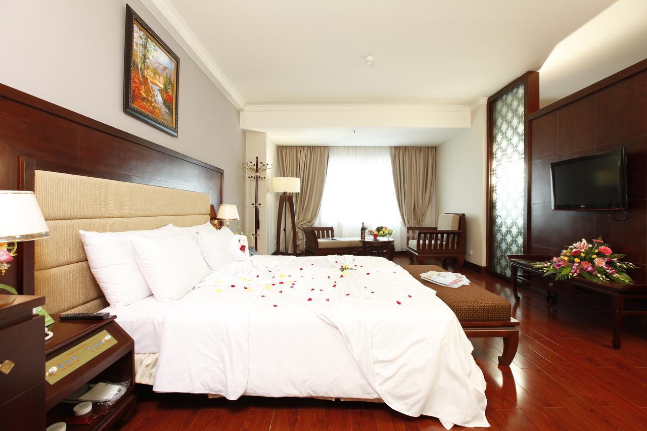 Majestic Mong Cai Hotel Exterior photo